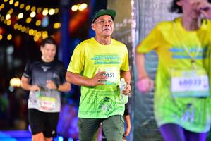 BIB: 4177, 0157, 1000000
                            <button type="button" onclick="openModal(21804154)" class="btn btn-primary btn-sm float-right btn-popup" data-toggle="modal" data-target=".modal-high-quality">
                        <i class="fas fa-shopping-cart"></i> Add to Cart
                    </button>
                                            <button type="button" onclick="isThisMe(21804154, true)" class="btn btn-success btn-sm float-right btn-popup btn-isme hidden" data-toggle="tooltip" data-placement="bottom" title="นี่คือรูปของคุณใช่ไหม คลิกที่นี่เพื่อเอาเข้าอัลบั้ม">
                        <i class="fas fa-plus"></i> Add to album
                    </button>
                    <button type="button" onclick="isThisMe(21804154, false)" class="btn btn-warning btn-sm float-right btn-popup btn-isnotme hidden">
                        <i class="fas fa-ban"></i> Remove from album
                    </button>